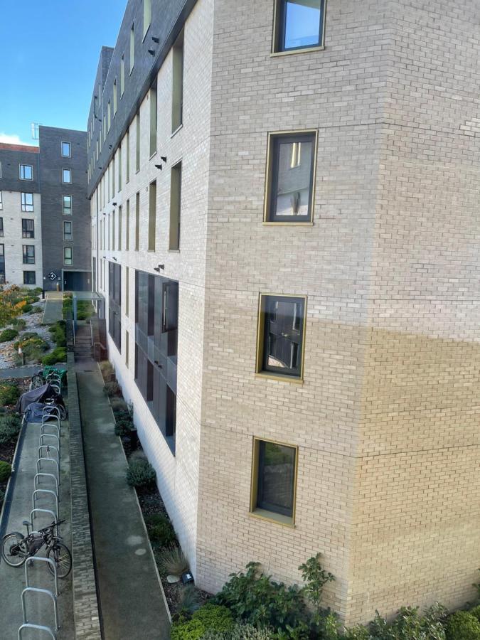 Modern Spacious 1 Bed Flat In Birmingham City Centre With Free Parking, Fast Free Wifi And Netflix Exterior photo